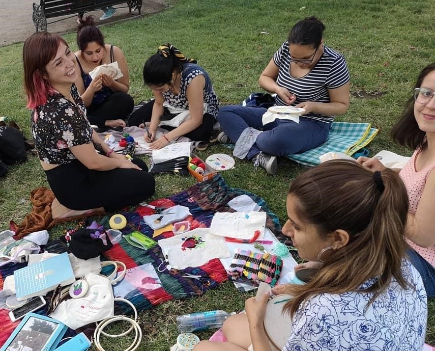 Taller-intervención. Experiencia texil: mujeres en la ciencia 